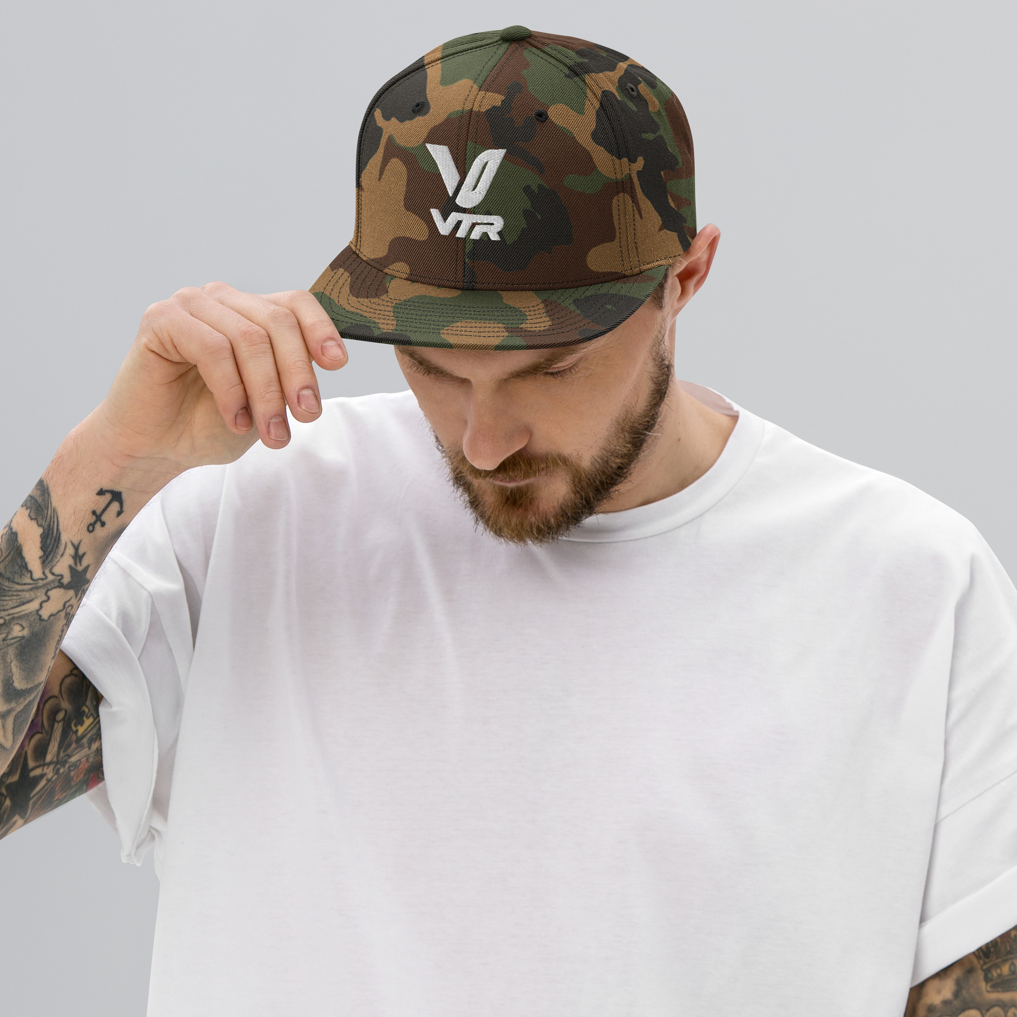 classic-snapback-green-camo-front-688b6ddec63b4.jpg